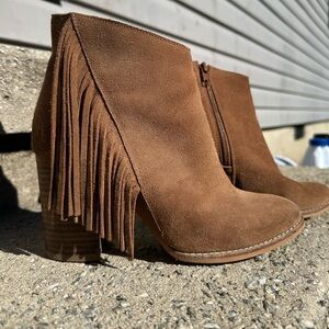 Arturo Chiang Tan Suede Footwear